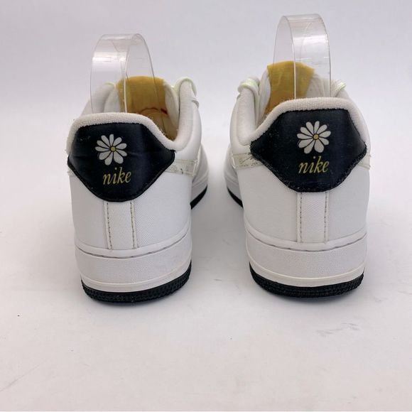 Nike Air Force 1 Low Daisy Style# CW5571-100 Men's Sneakers SZ 8 - Picture 3 of 13